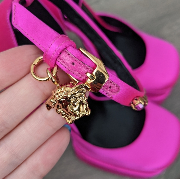 VERSACE MEDUSA AEVITAS PLATFORM PUMPS - Picture 2 of 14